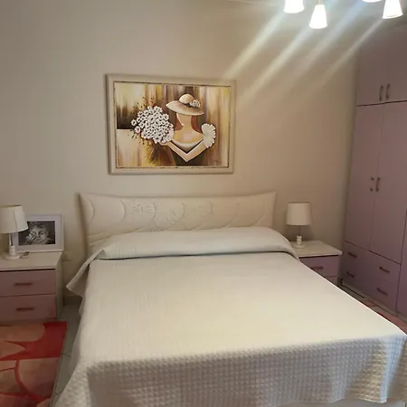 Apartament *